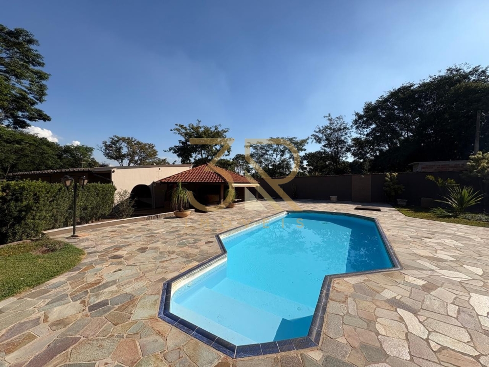 Chácara, 3 quartos, 5717 m² - Foto 1