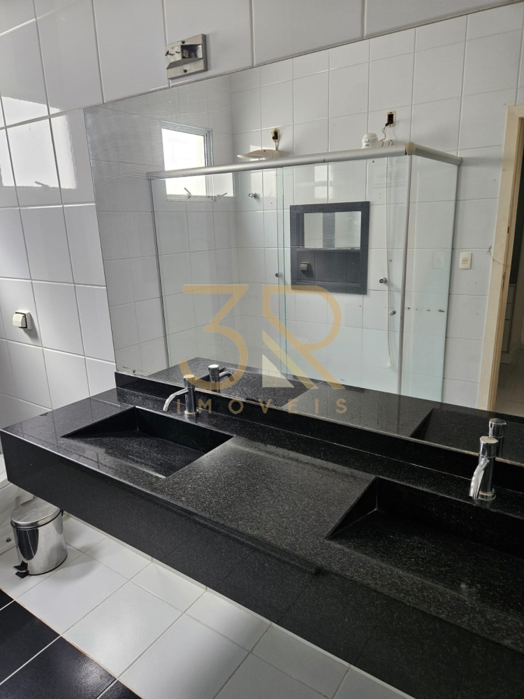 Casa, 3 quartos, 245 m² - Foto 8