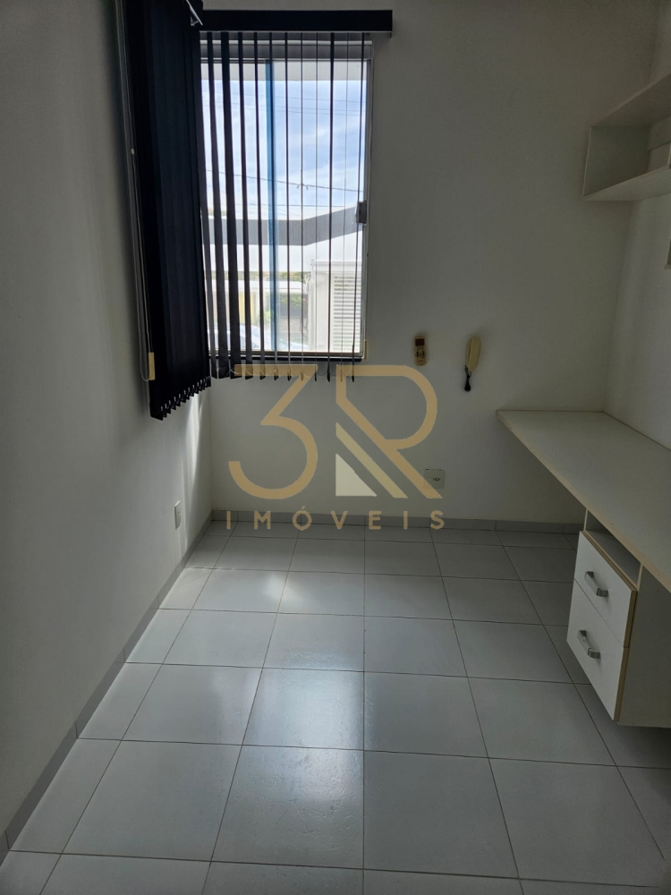 Casa, 3 quartos, 245 m² - Foto 3