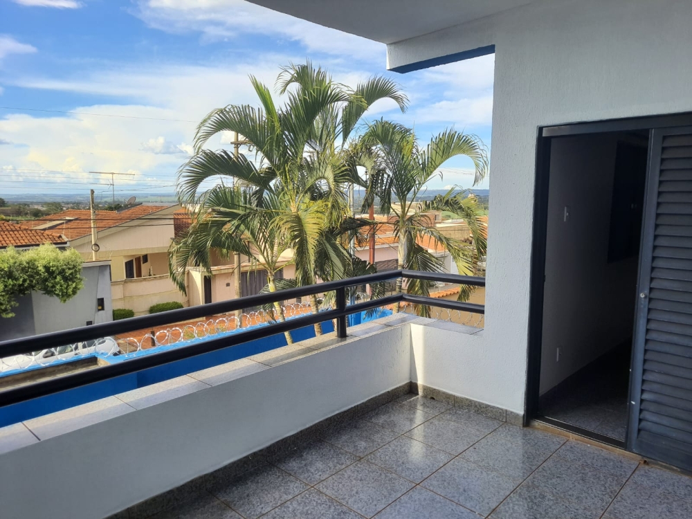 Sobrado, 5 quartos, 303 m² - Foto 2