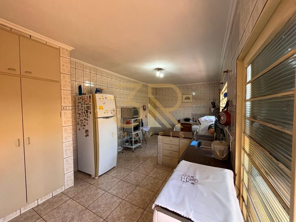 Casa, 3 quartos, 180 m² - Foto 2