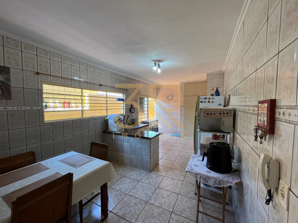 Casa, 3 quartos, 180 m² - Foto 3