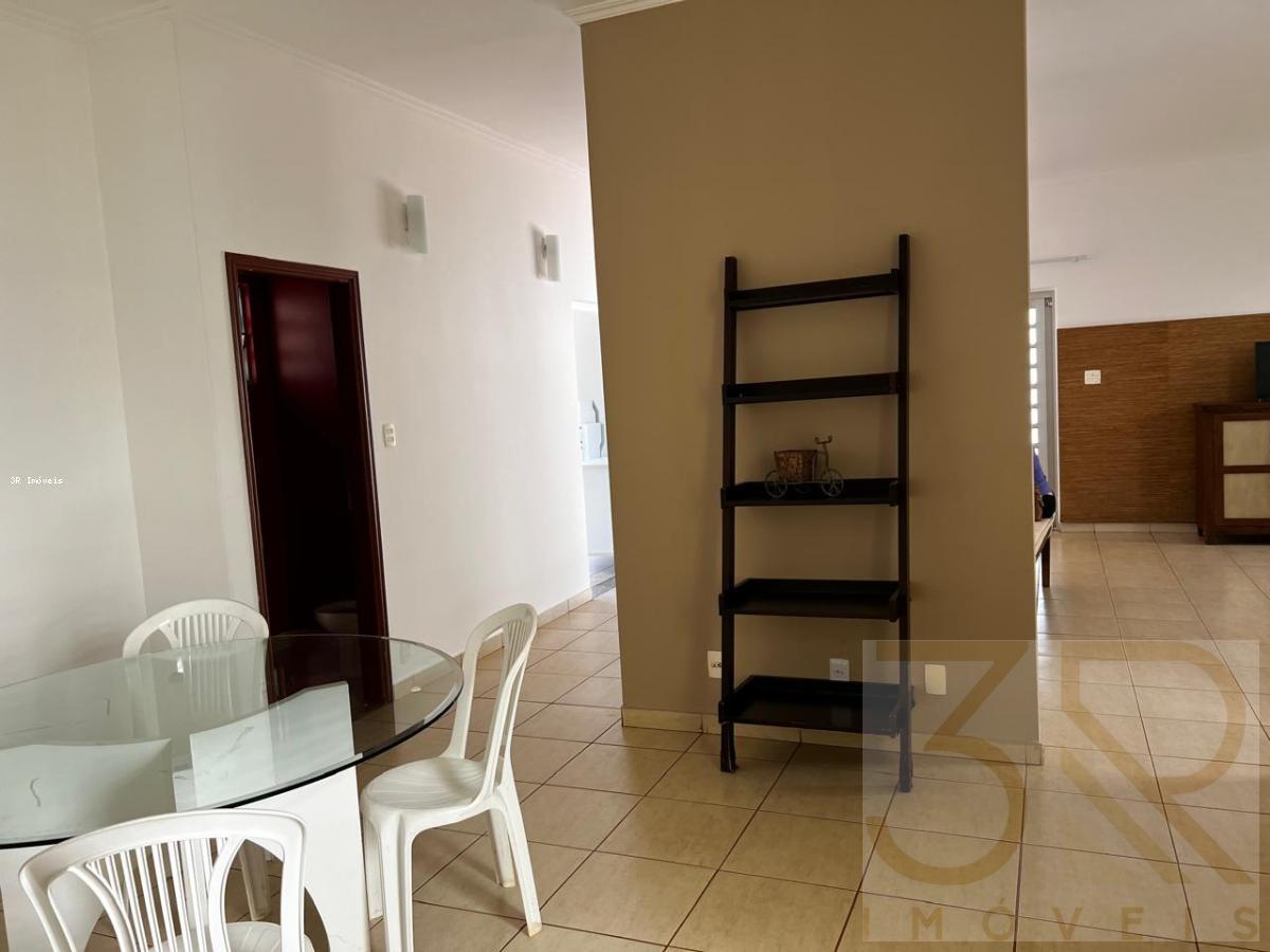 Casa, 3 quartos, 230 m² - Foto 9