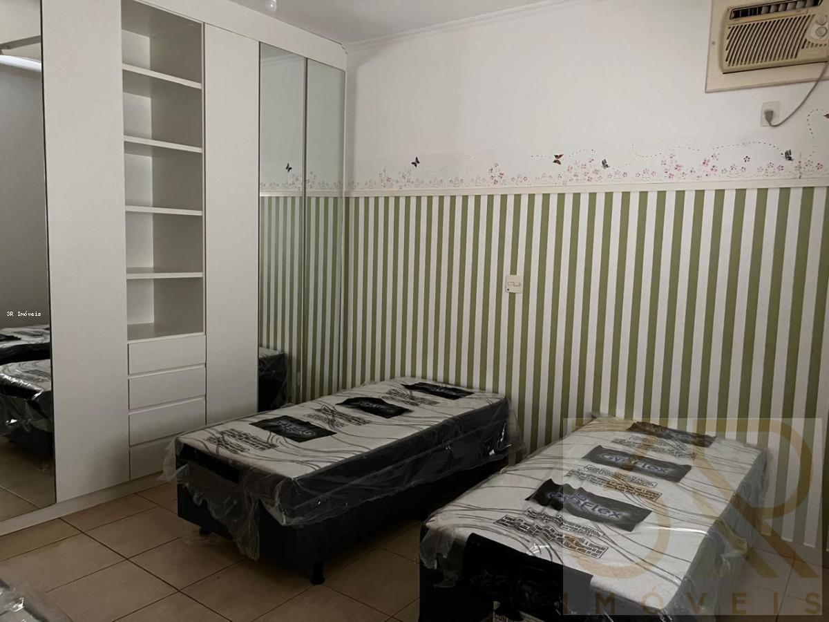 Casa, 3 quartos, 230 m² - Foto 11