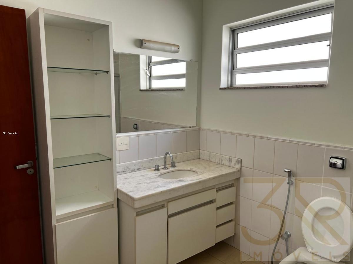 Casa, 3 quartos, 230 m² - Foto 14