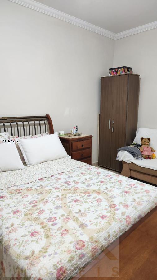 Casa, 3 quartos, 300 m² - Foto 20