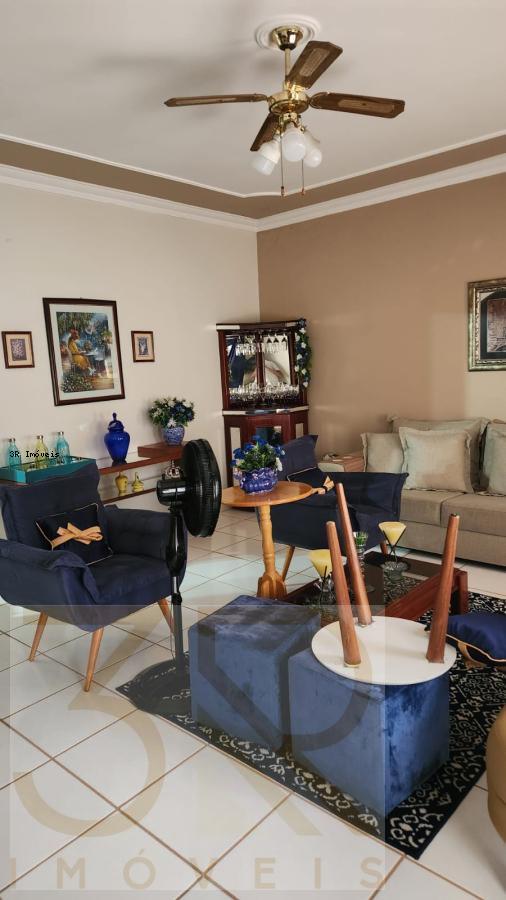 Casa, 3 quartos, 300 m² - Foto 17