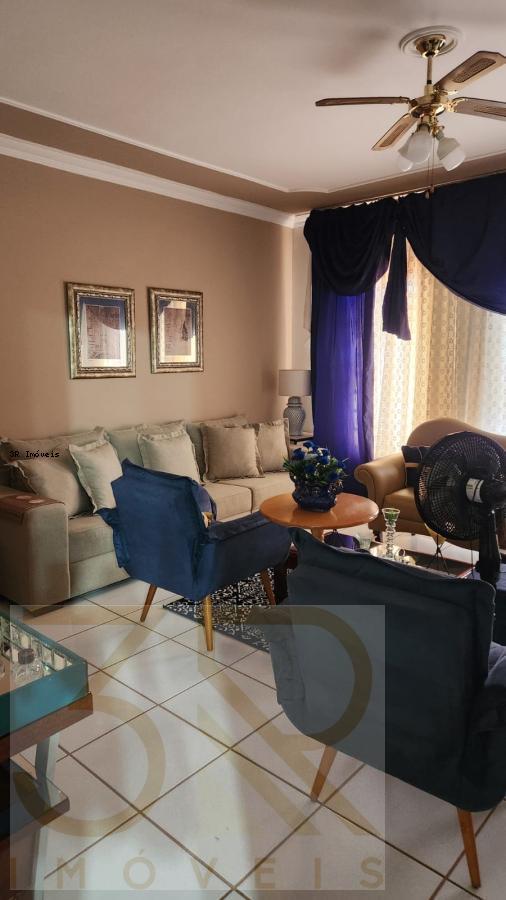 Casa, 3 quartos, 300 m² - Foto 15