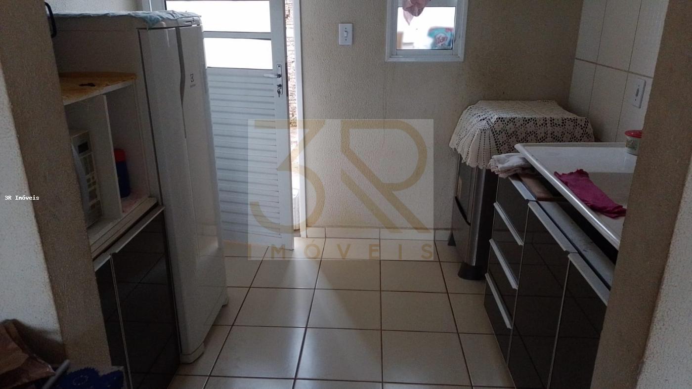Casa, 2 quartos, 46 m² - Foto 5