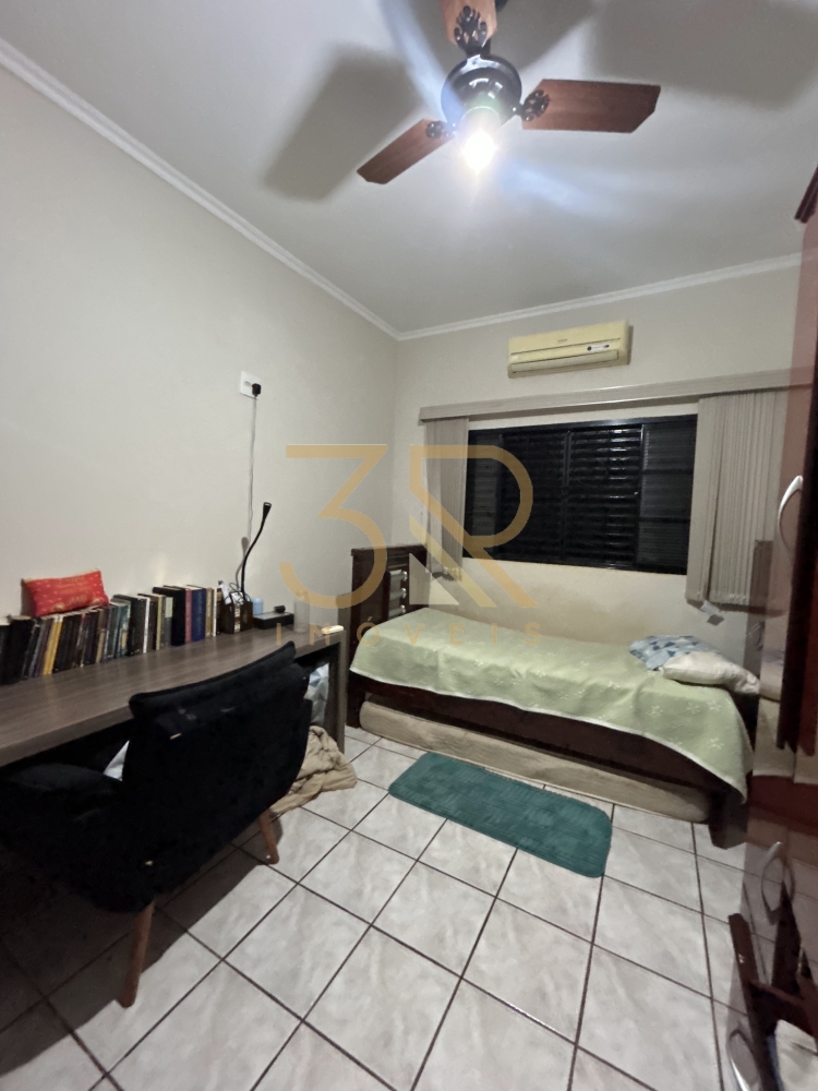 Casa, 3 quartos, 200 m² - Foto 14