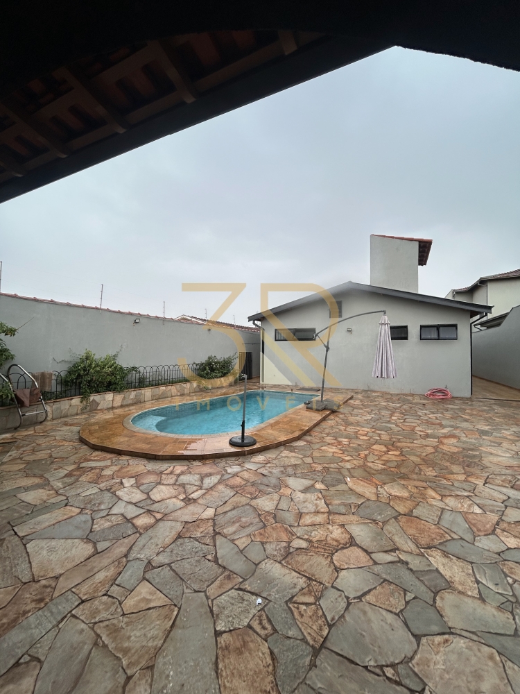 Casa, 3 quartos, 200 m² - Foto 1