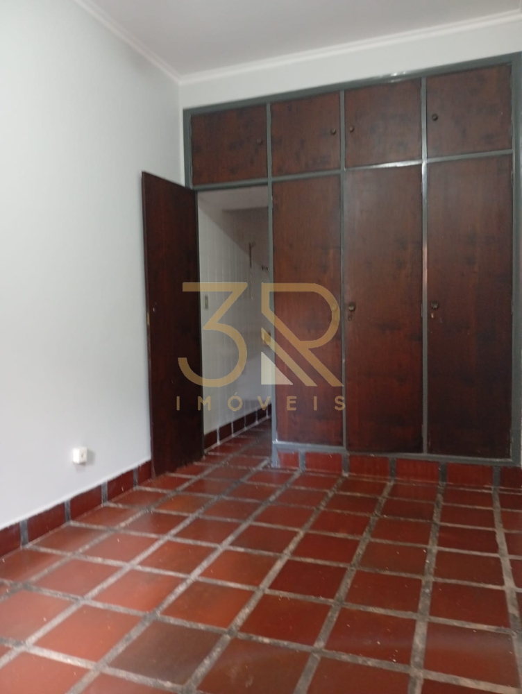 Casa, 5 quartos, 301 m² - Foto 3