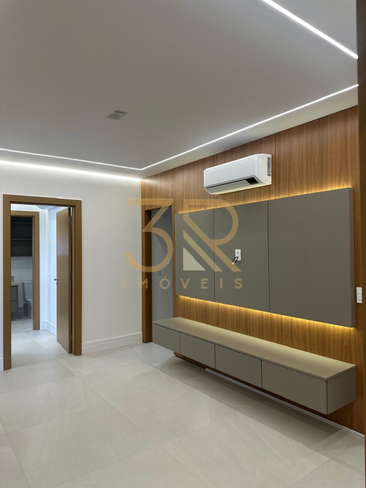 Apartamento, 4 quartos, 228 m² - Foto 1