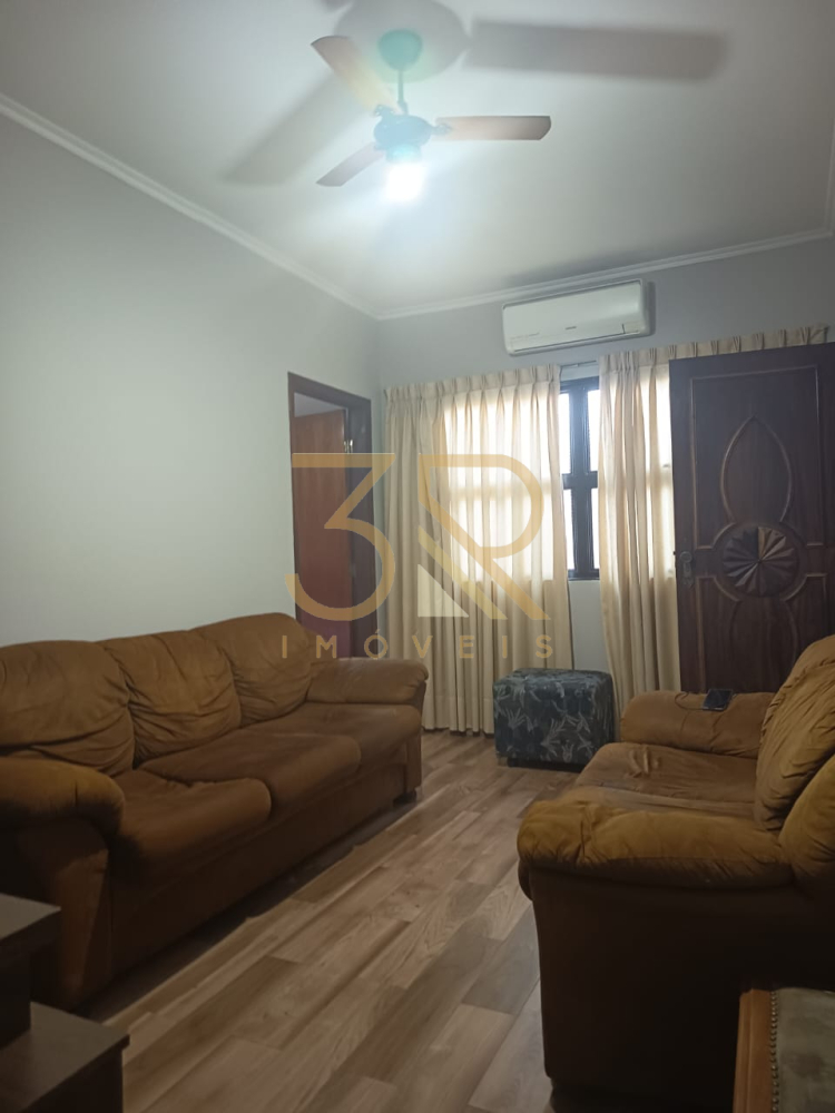 Casa, 3 quartos, 200 m² - Foto 1