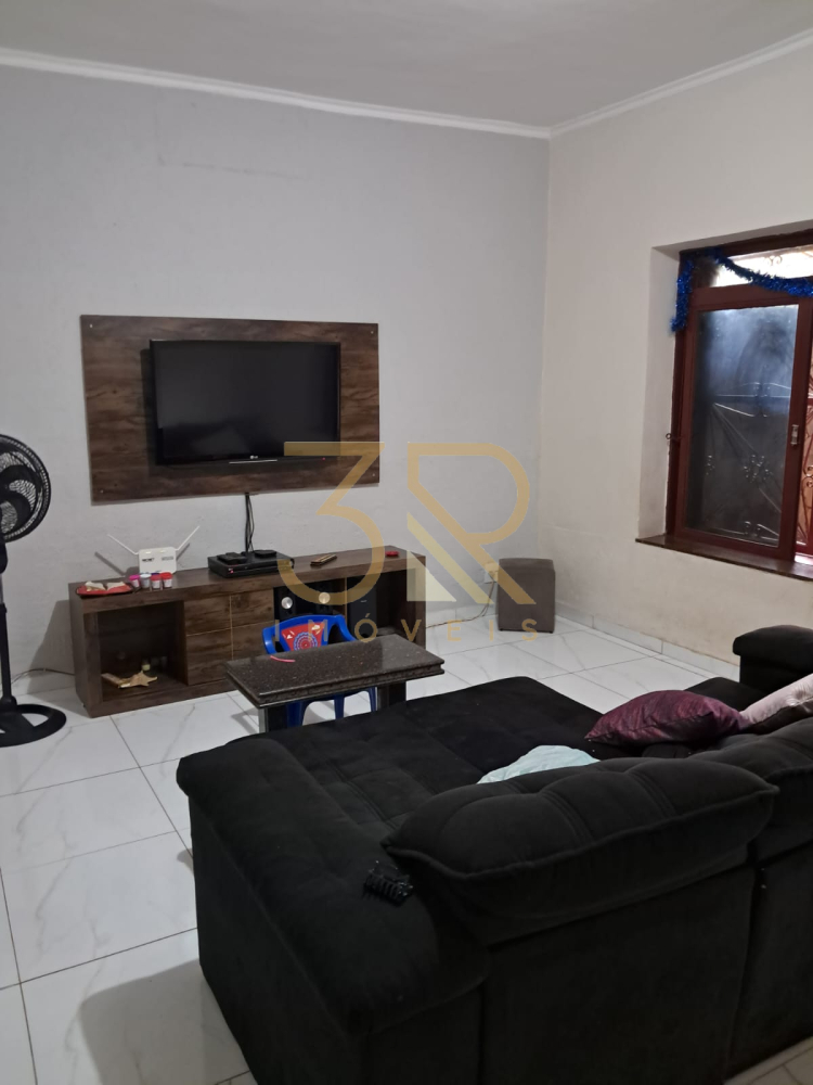 Casa, 3 quartos, 328 m² - Foto 1