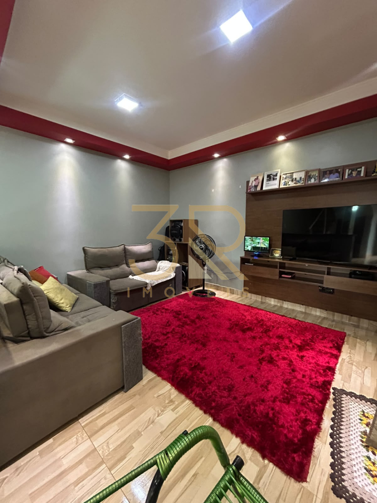 Casa, 3 quartos, 270 m² - Foto 1