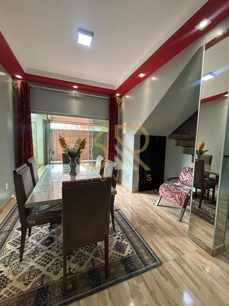 Casa, 3 quartos, 270 m² - Foto 2